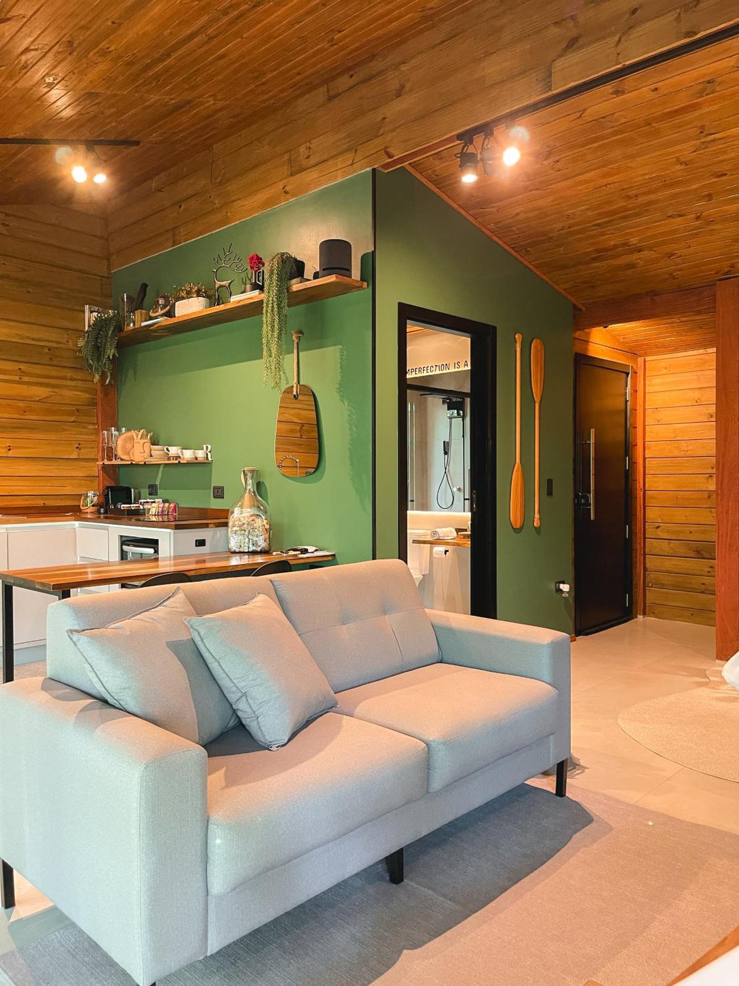 Cabana Equipada Em Meio A Natureza Em بوميرودي المظهر الخارجي الصورة