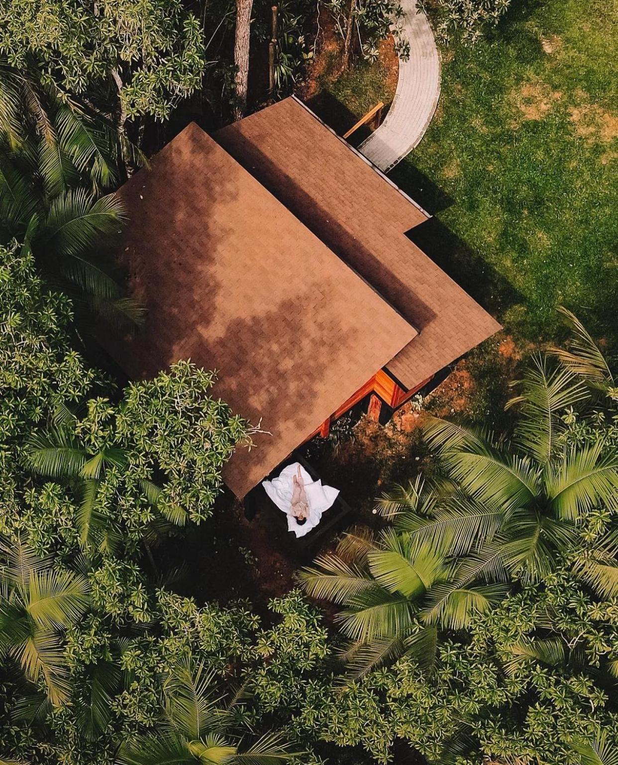 Cabana Equipada Em Meio A Natureza Em بوميرودي المظهر الخارجي الصورة