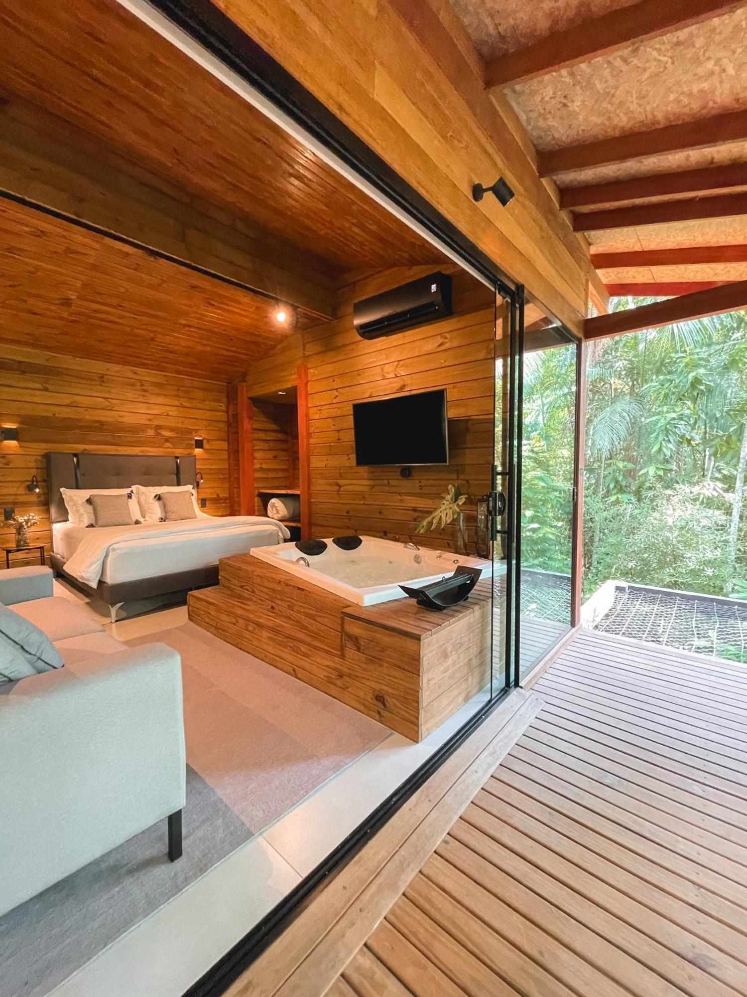 Cabana Equipada Em Meio A Natureza Em بوميرودي المظهر الخارجي الصورة